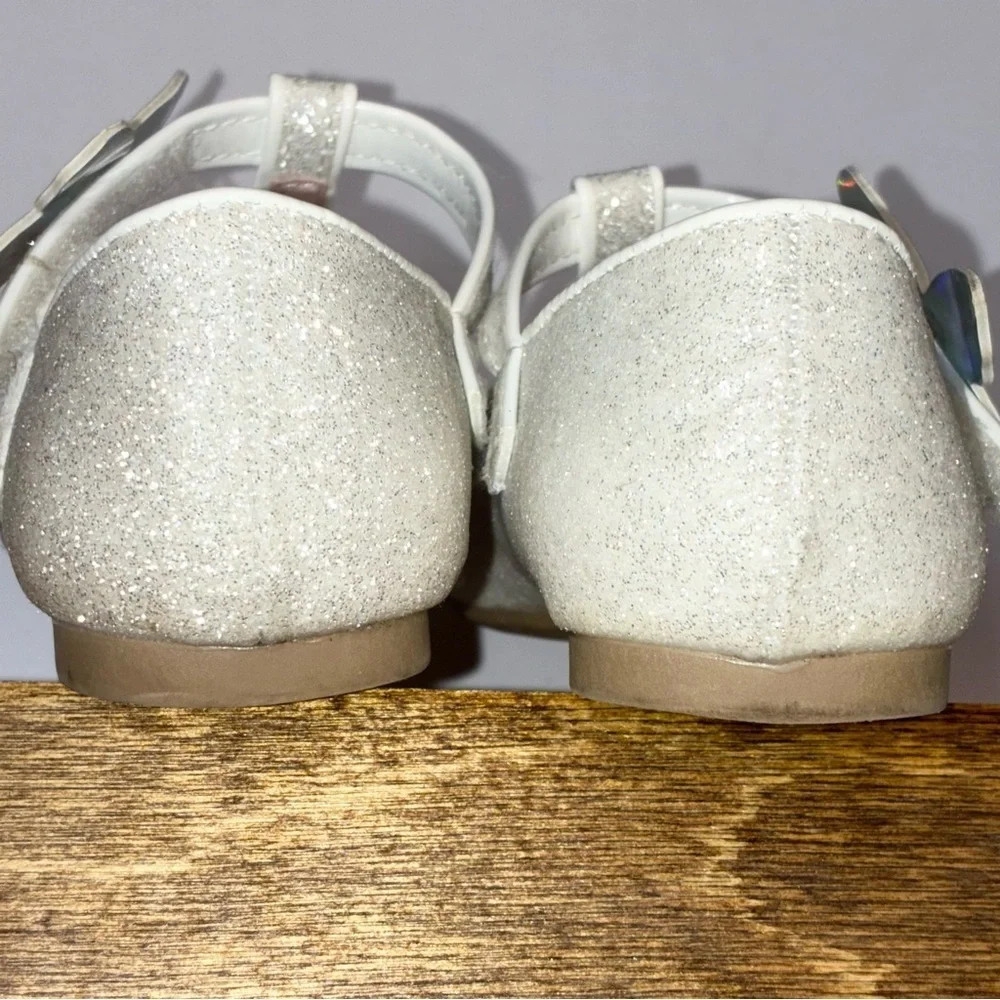 Toddler White Glitter Mary Jane Size 7 shoes sparkles Butterfly